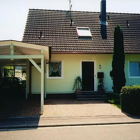 Haus Wehrle 公寓 *